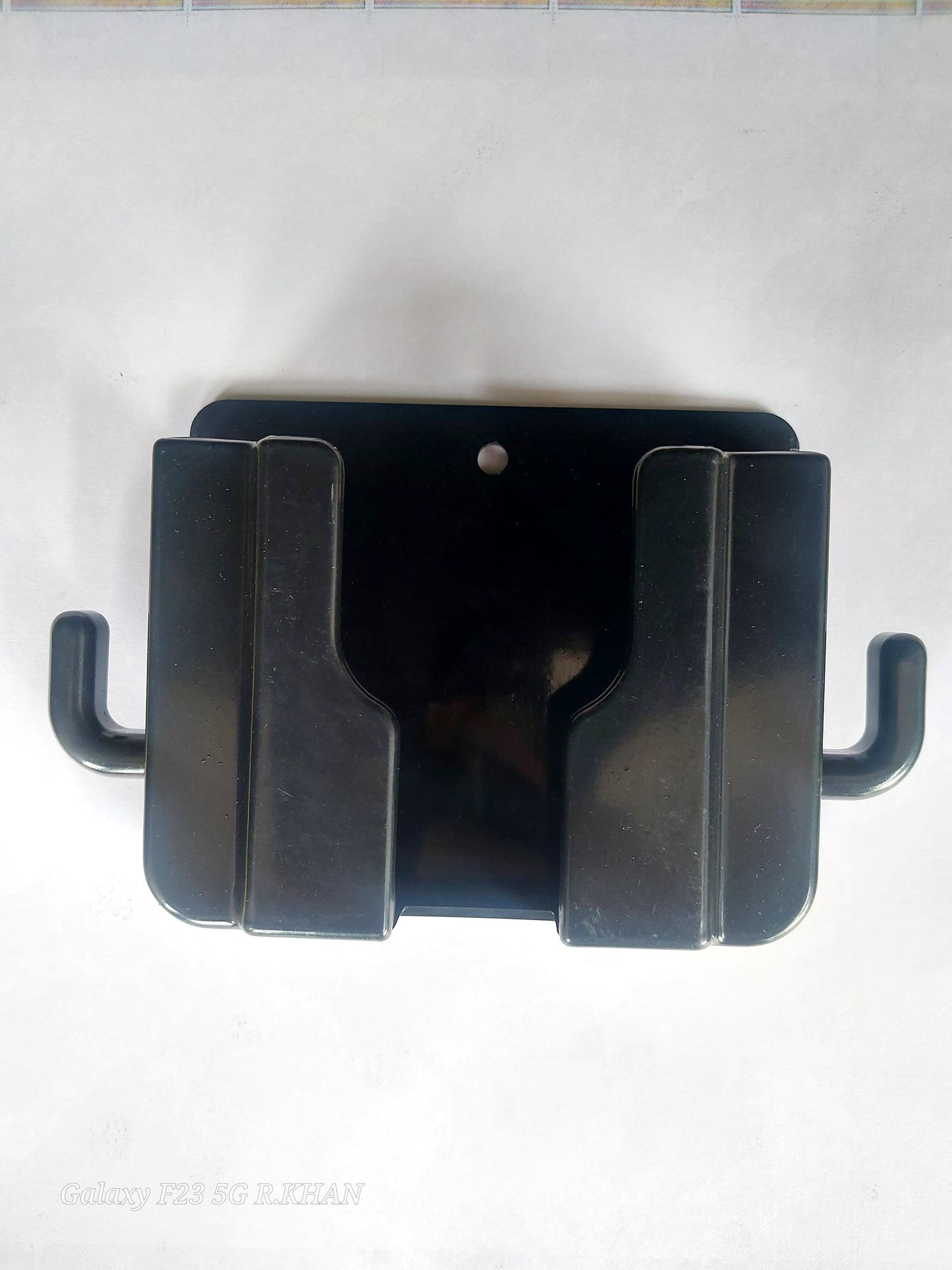 Mobile wall holder