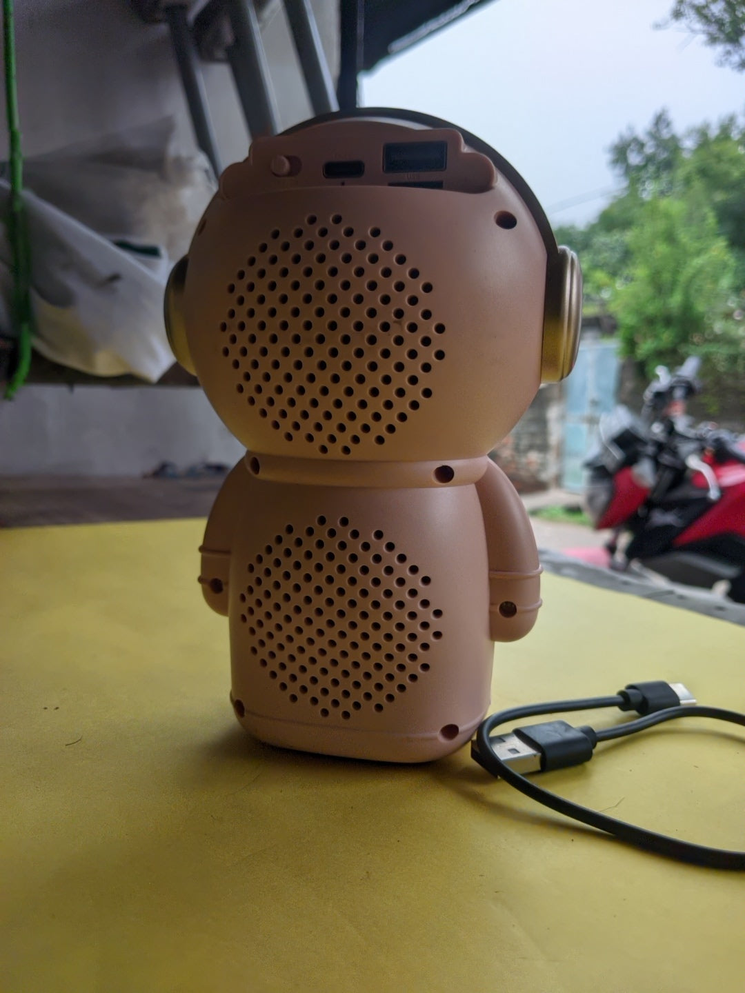 Bluetooth speaker stylish
