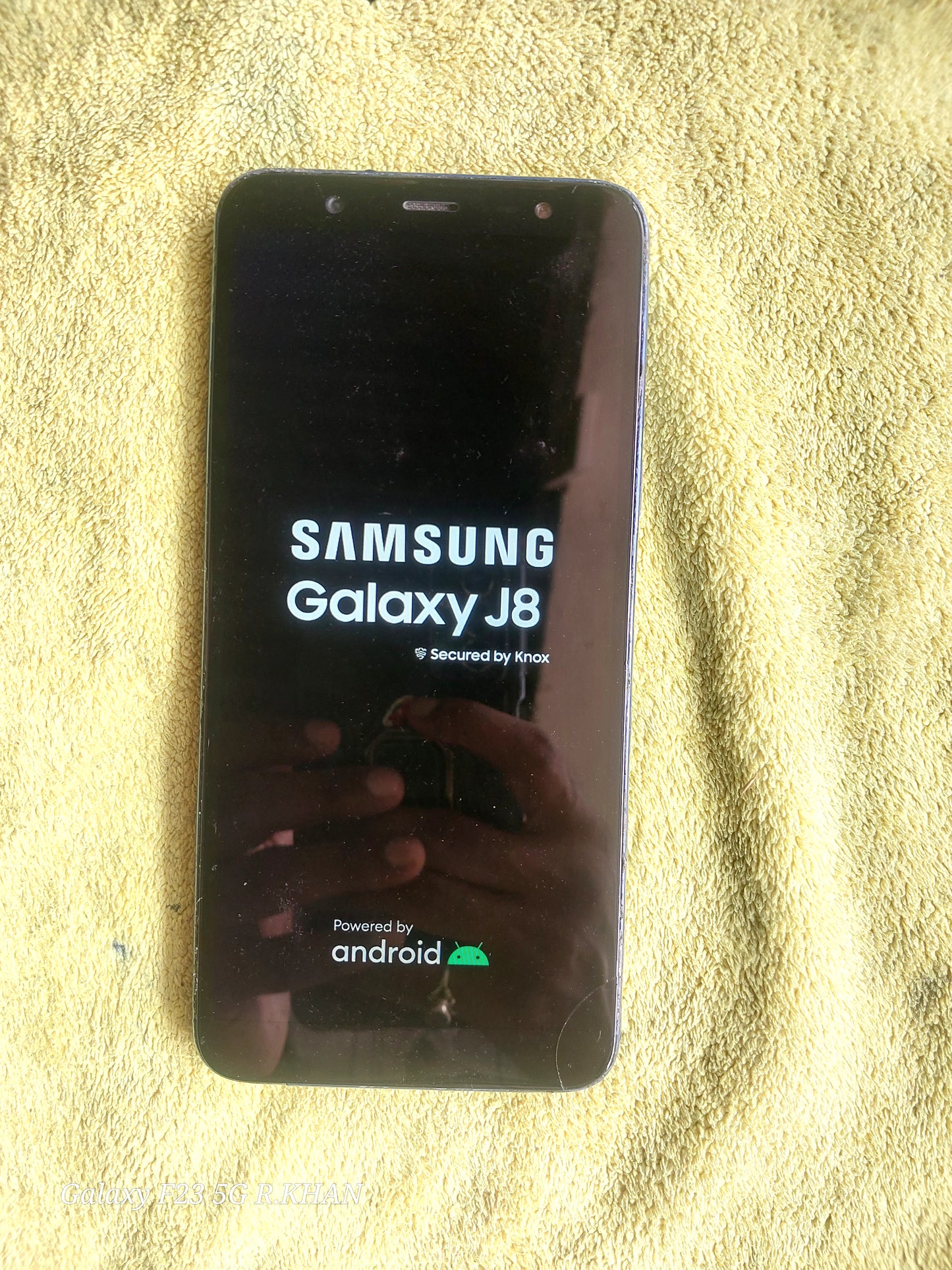 Samsung j8 4/64 GB